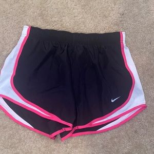 Nike Dri-Fit Shorts 🏃🏽‍♀️